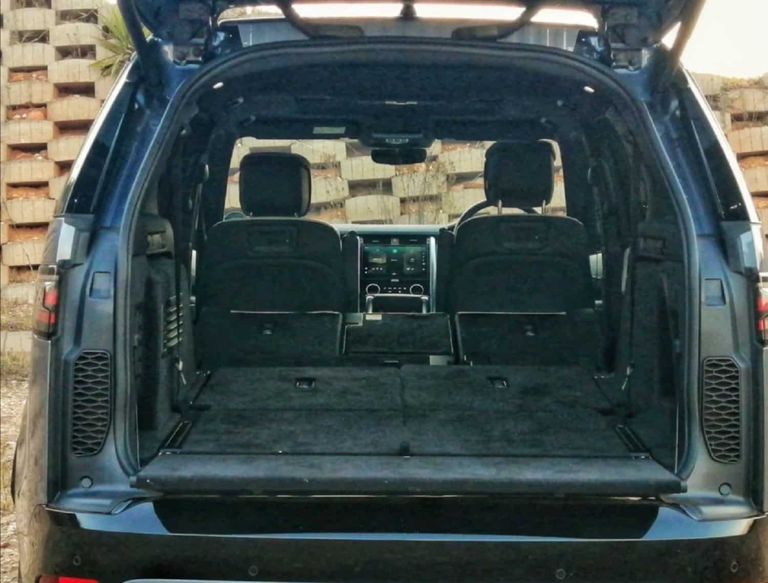 Land Rover Discovery Road Test