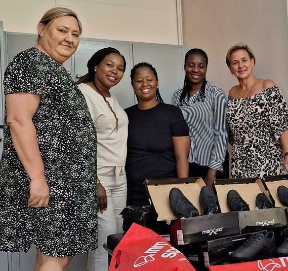 Rand Road Warriors give back to community Bedfordview Edenvale News