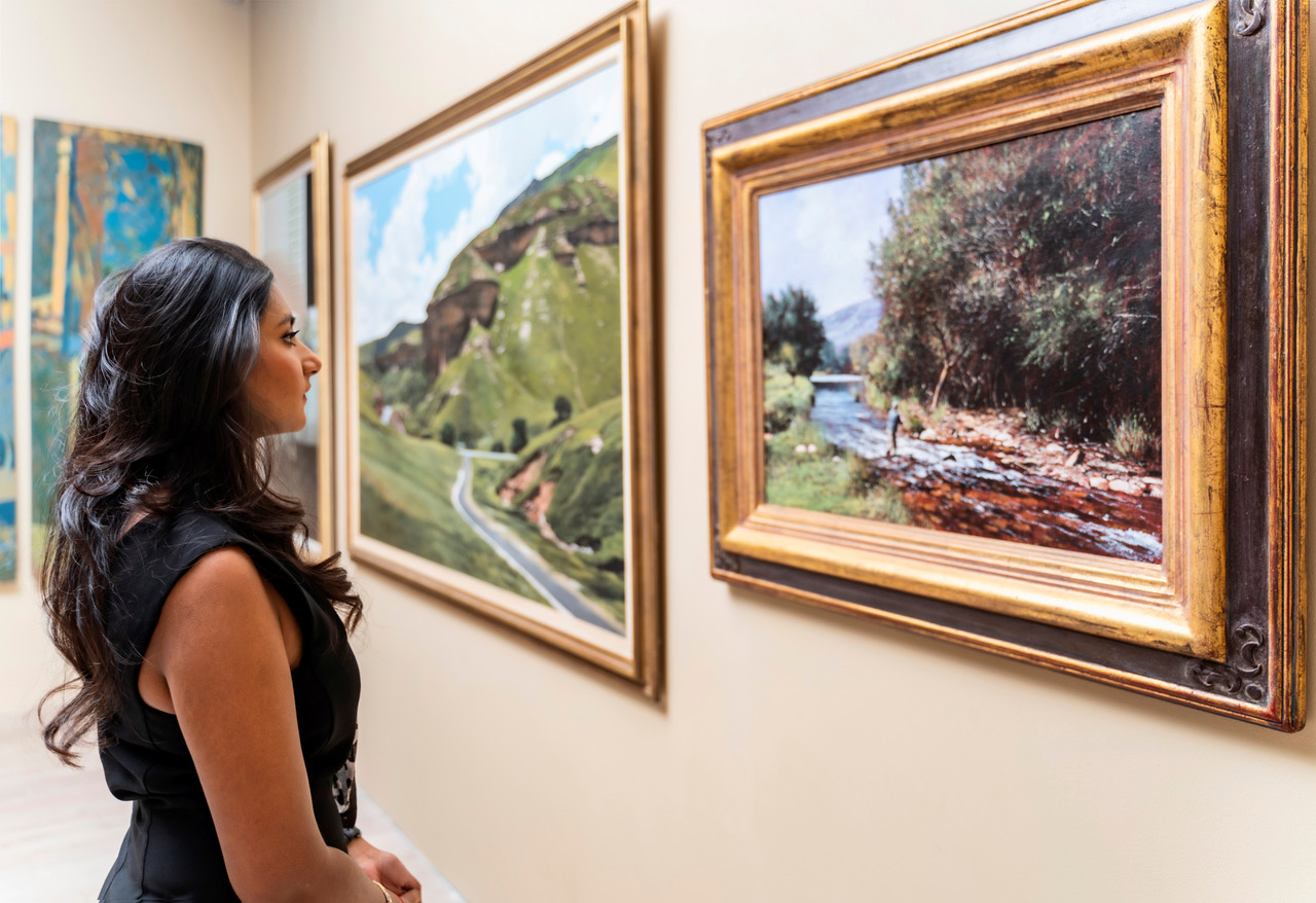 Leading auction house Marketmaker for art auction industry