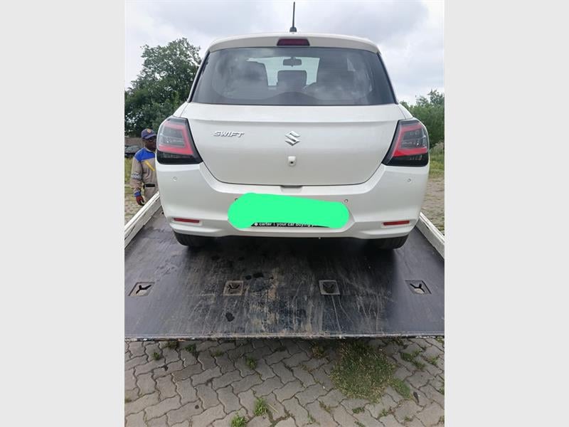 Illegal ads and unroadworthy cars lead to seven vehicle impoundments in Ekurhuleni