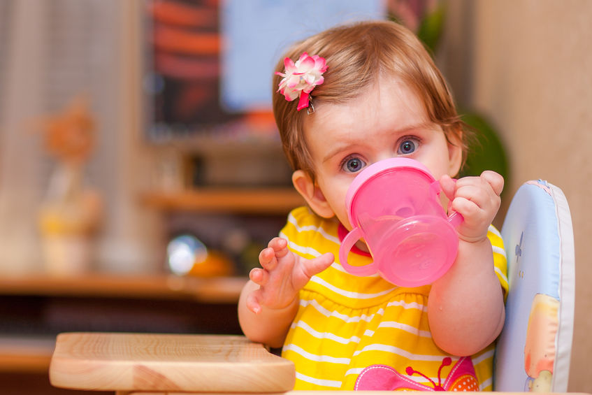When can my baby drink water, juice, and cow's milk? Network News
