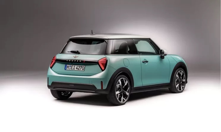 It's still a gas: Mini's fifth-gen Cooper S retains ICE - Vimarsana News