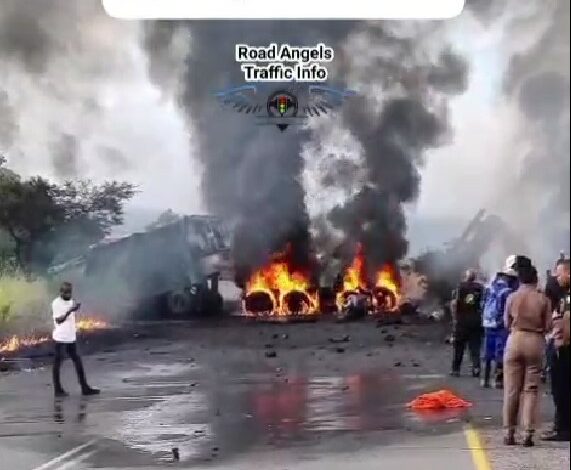 Watch: Truck collision closes R34/R66 near Vryheid - LNN - Vimarsana News