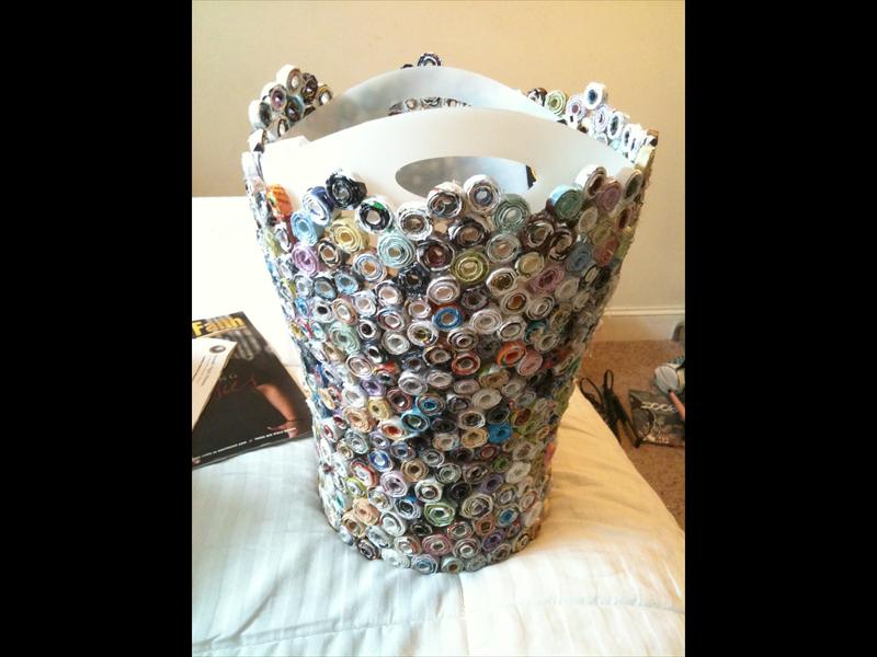 DIY trash can out of recycled paper Rekord