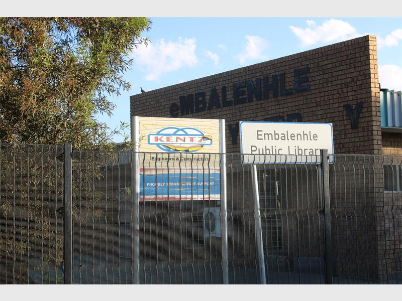 Prolonged library closure frustrates learners in eMbalenhle | Ridge Times