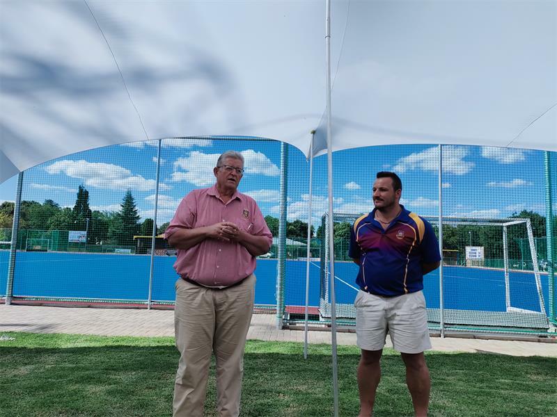 Hugenote onthul geskiedkundige astro hokkieveld | Springs Advertiser