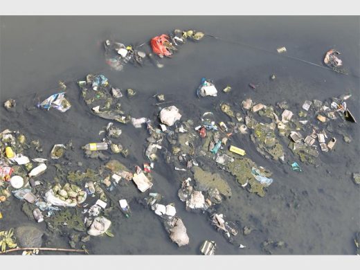 Shocking pollution in Jukskei river: Photo:Leseho Manala