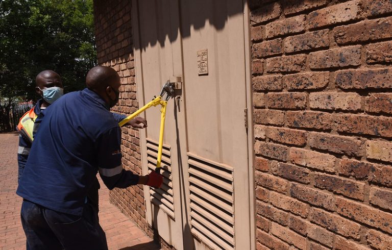 Ivory Park residents accuse Eskom of prioritising affluent areas