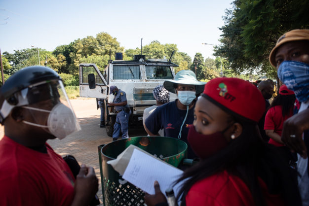 WATCH: Parents, EFF disrupt classes at Pretoria school, demanding placement