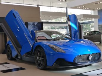 Maserati MC20