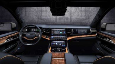 Jeep Grand Wagoneer