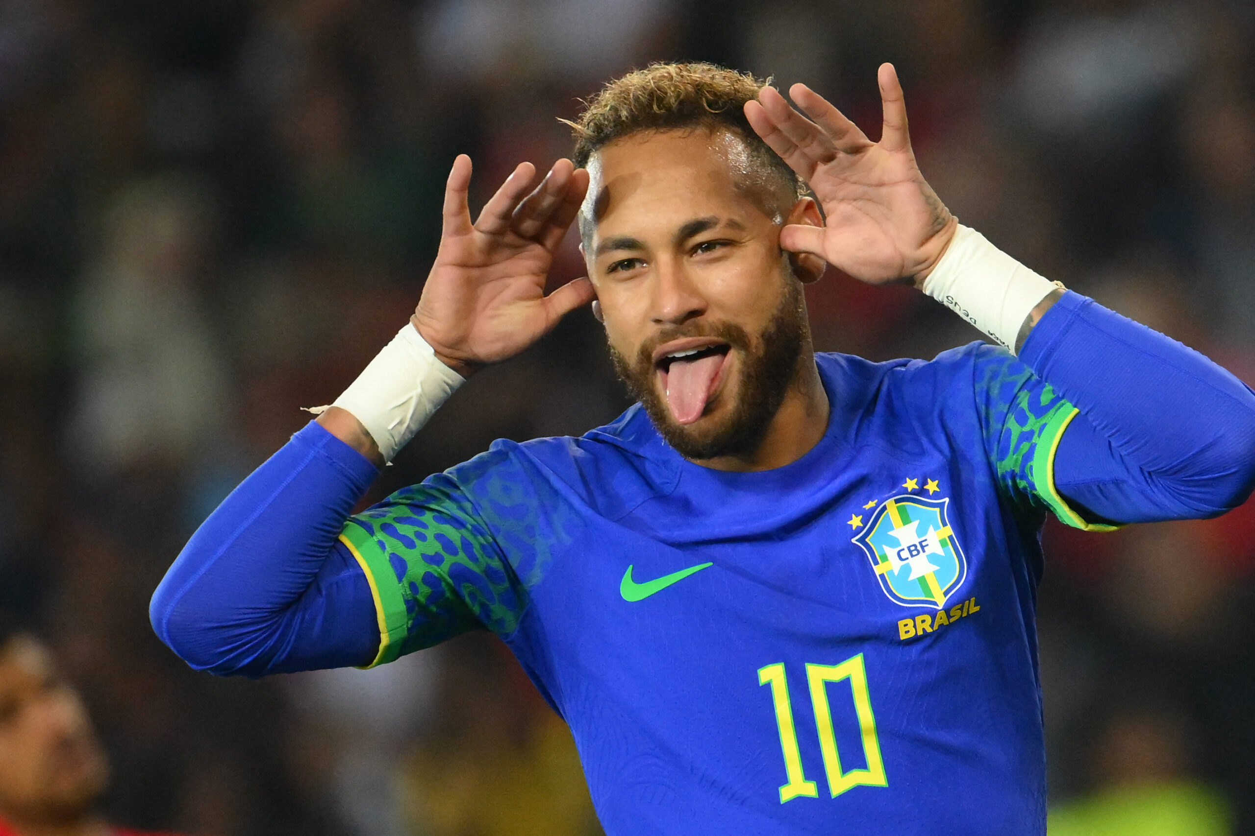 Neymar swept up in Brazil vote battle after video for Bolsonaro